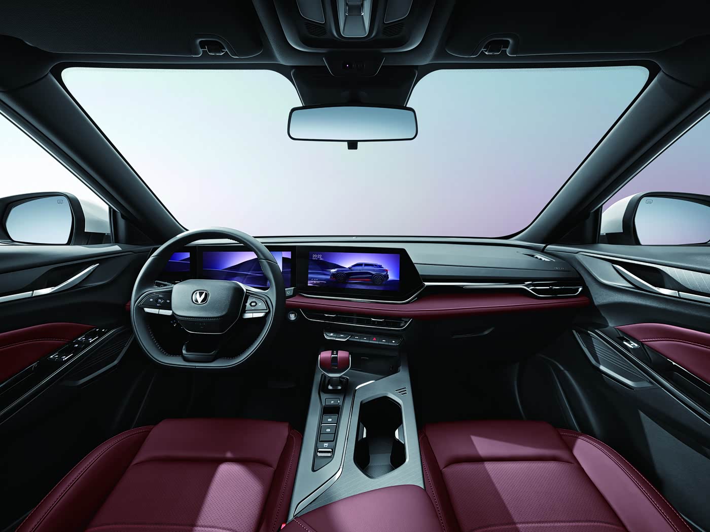 2025 Changan X5 PLUS 1.5T DCT New FWD Auto Left Steering R18 Tire Leather Seats Gas/Petrol Engine Surpassing Version