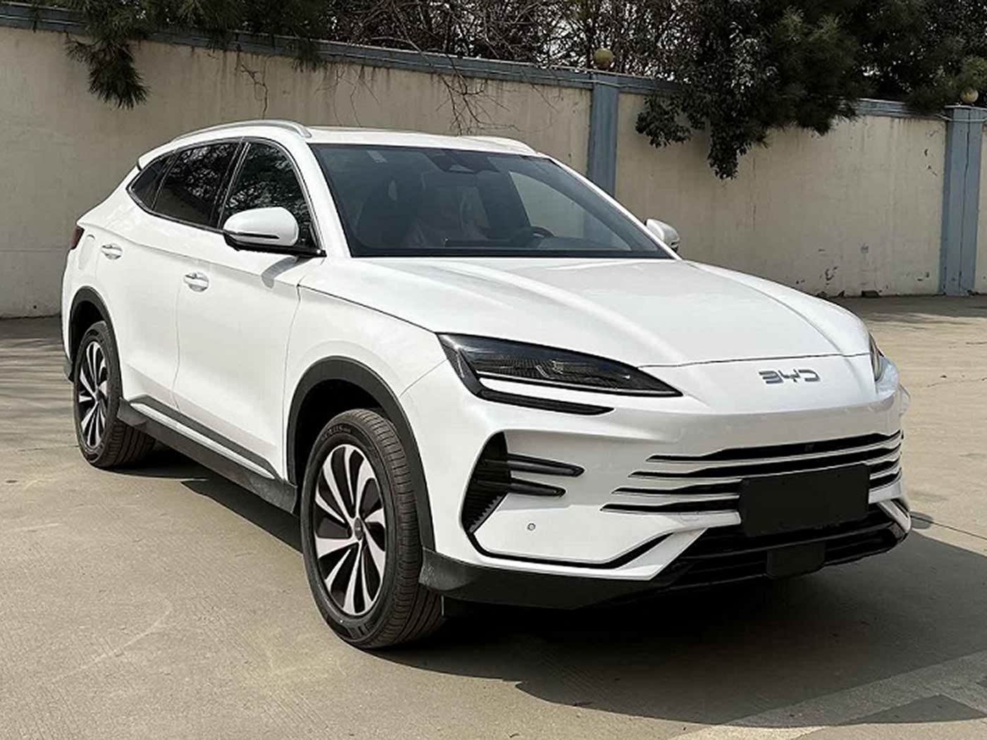 PHEV Car For BYD Song Plus DM-i Flagship Model High-Performance with 110KM Long Range New Used Electric Vehicle New Energy Car